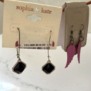 Set of two earrings, never worn, black and pink